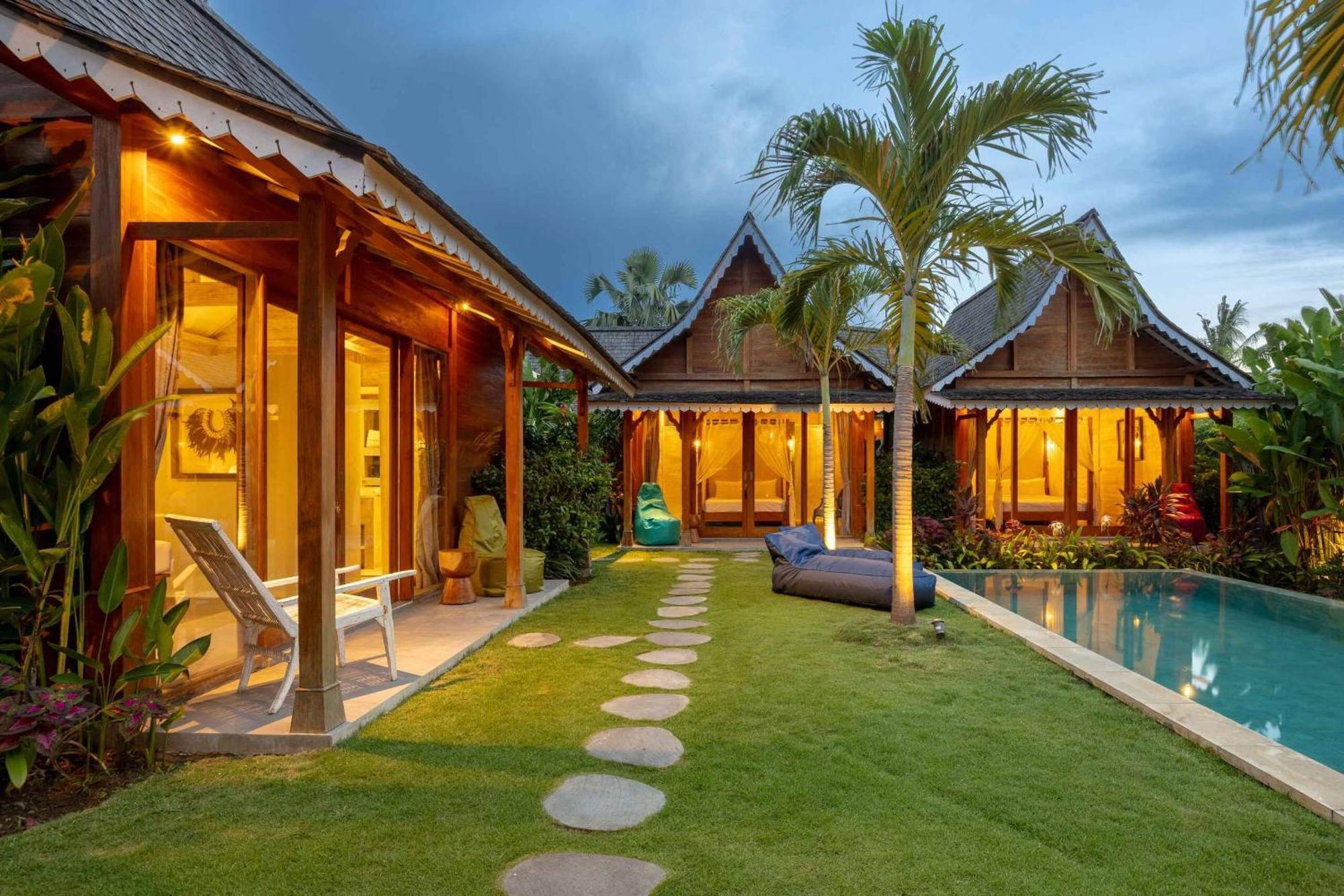 Villa Du Bah - Family Gateway 3Br Villa 12Min To Beach With Private Pool And Parking Керобокан Екстер'єр фото